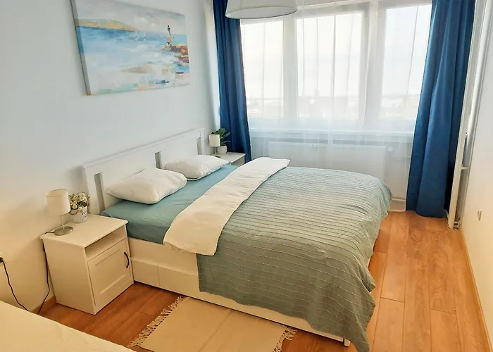 Sunflower Sky Apartment