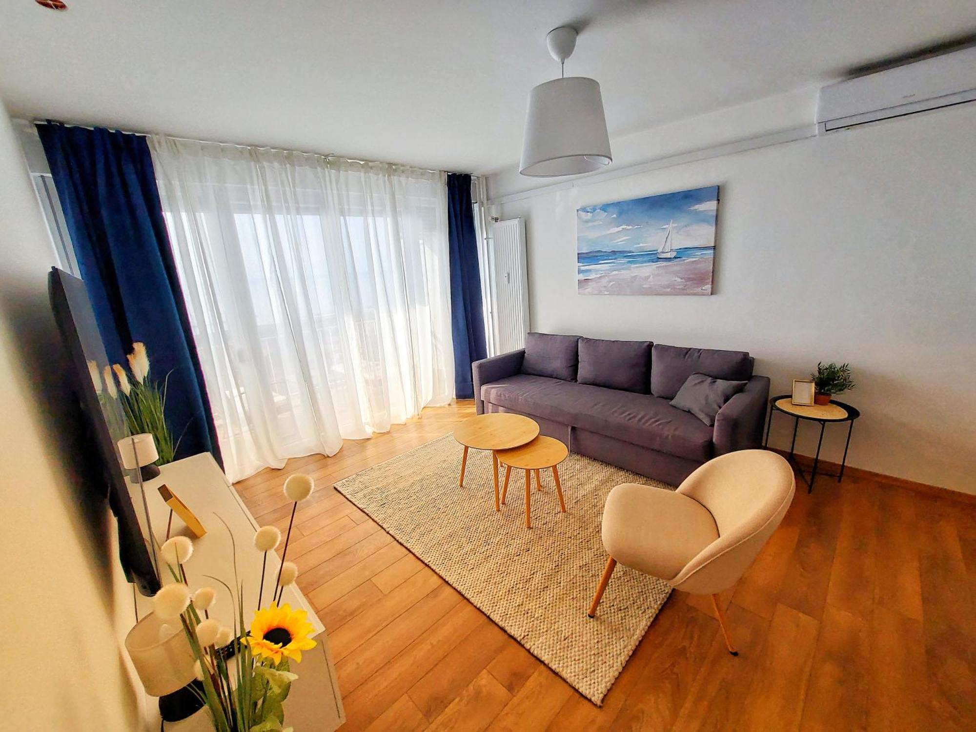 Apartment Sunflower Sky Rijeka